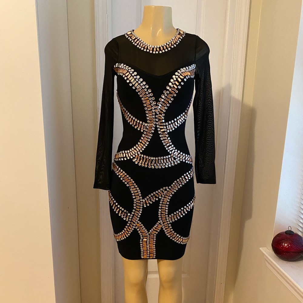 Unique dress, size M, black color
